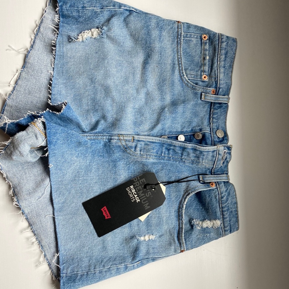 Levi’s denim shorts